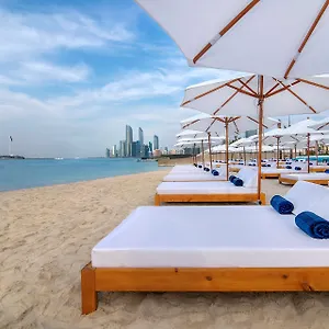 Semesteranläggning (resort) Radisson Blu & Resort, Corniche, Abu Dhabi